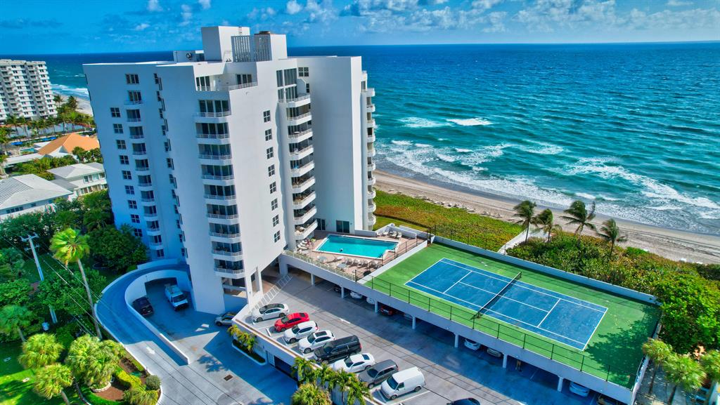 CLARENDON CONDO - Residential