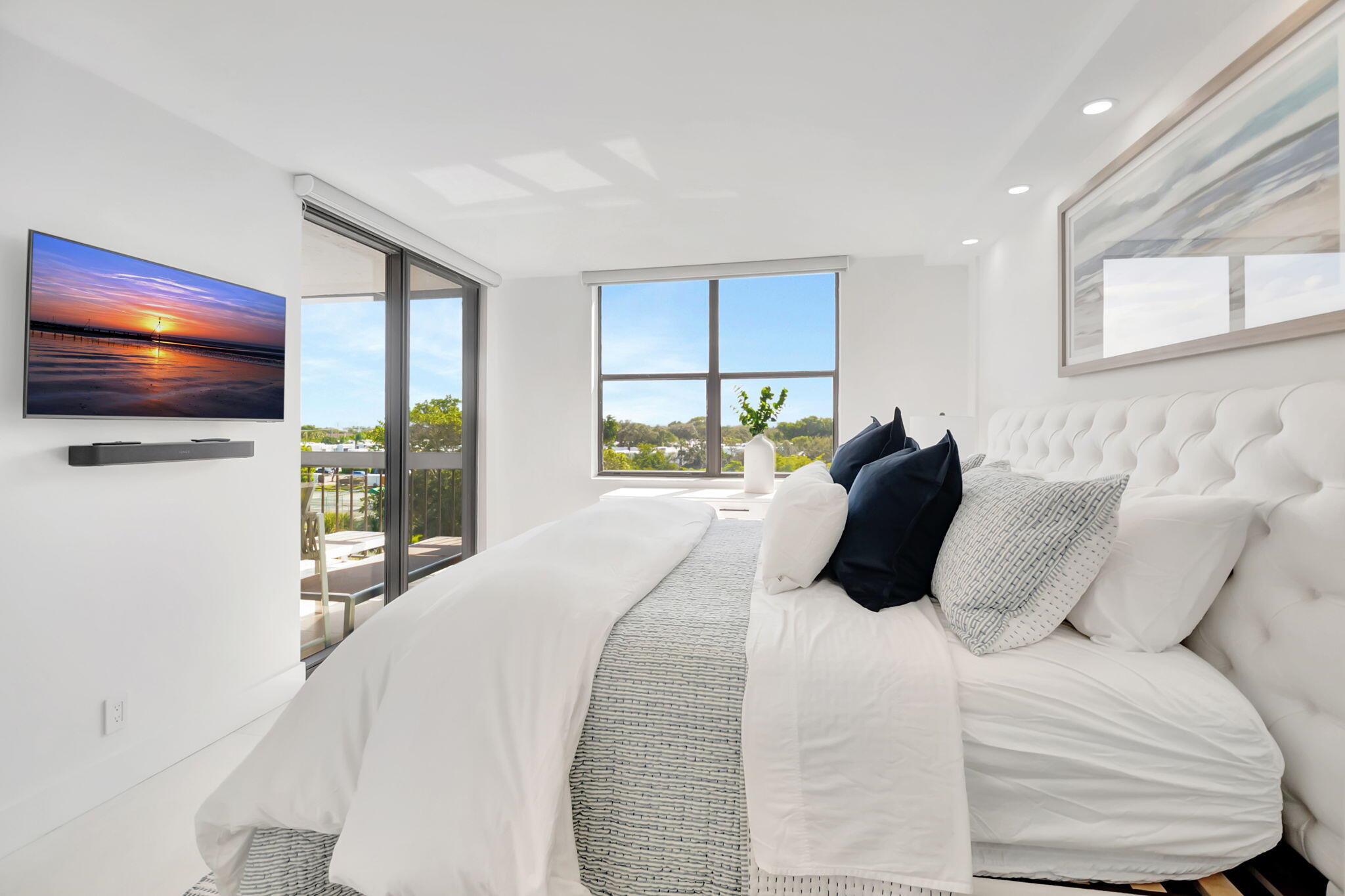 LAVERS DELRAY RACQUET CLU - Residential Lease