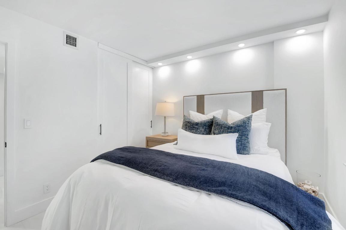 LAVERS DELRAY RACQUET CLUB CONDO - Residential Lease