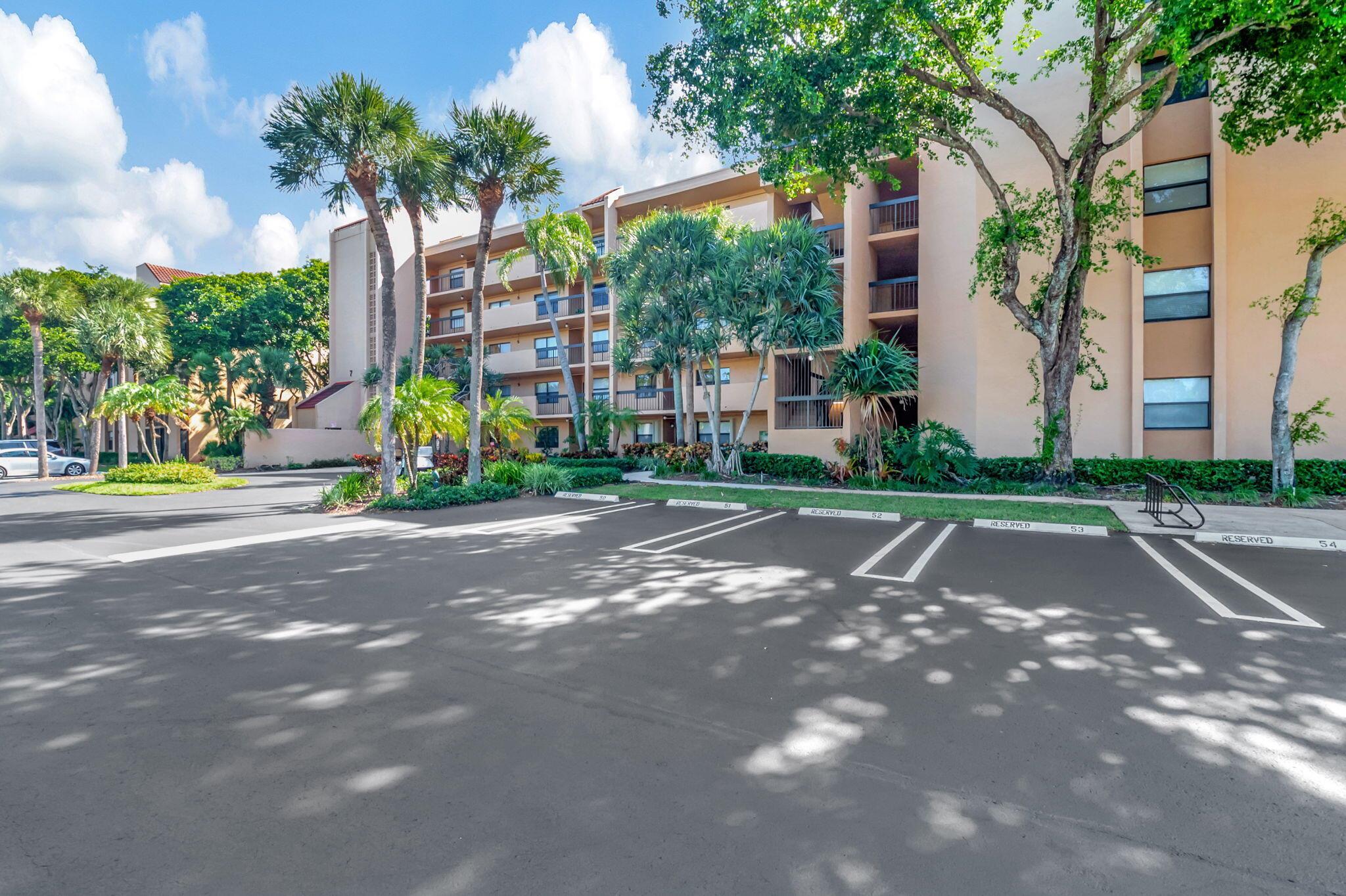 LAVERS DELRAY RACQUET CLU - Residential Lease