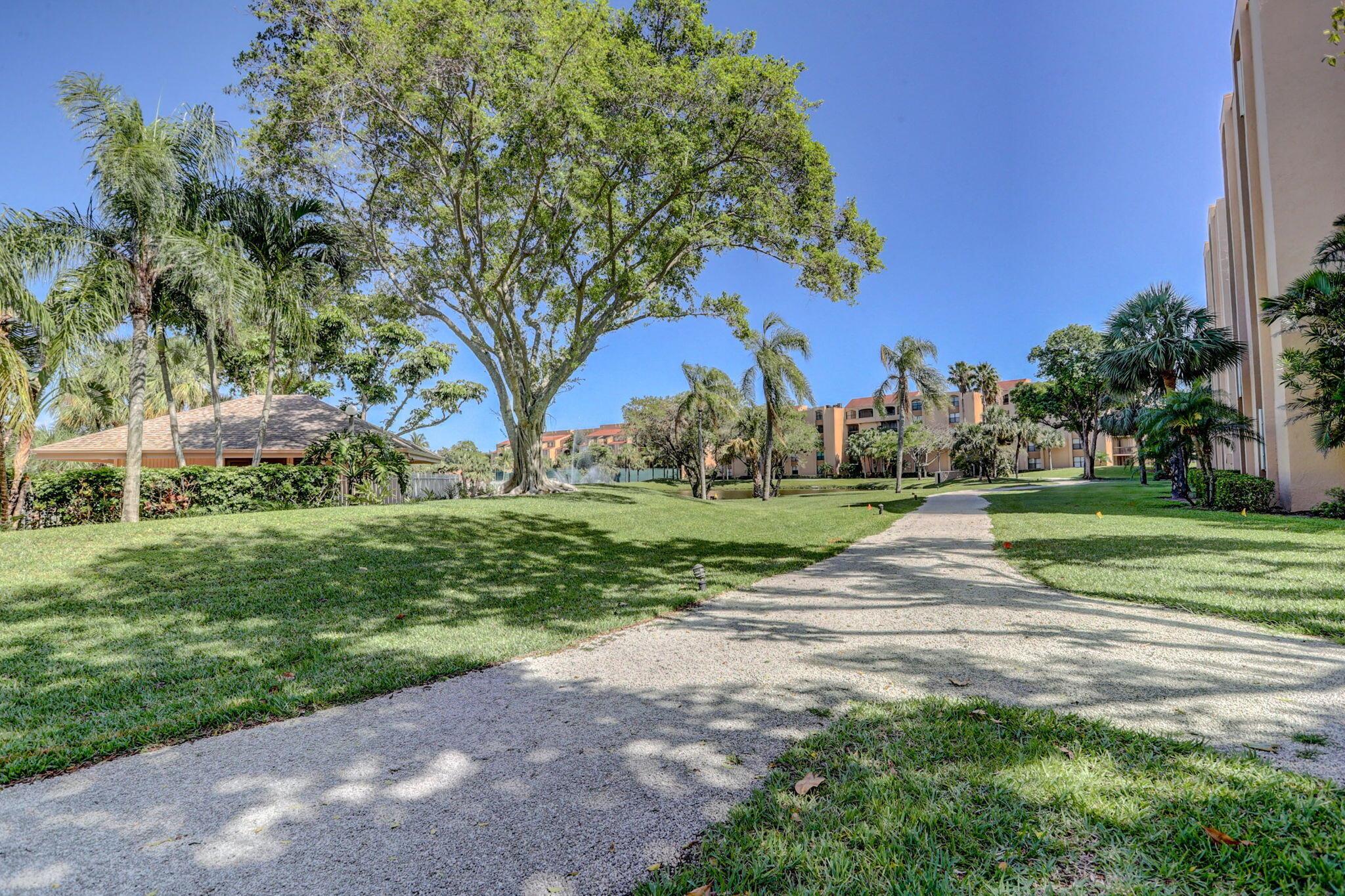 LAVERS DELRAY RACQUET CLU - Residential Lease
