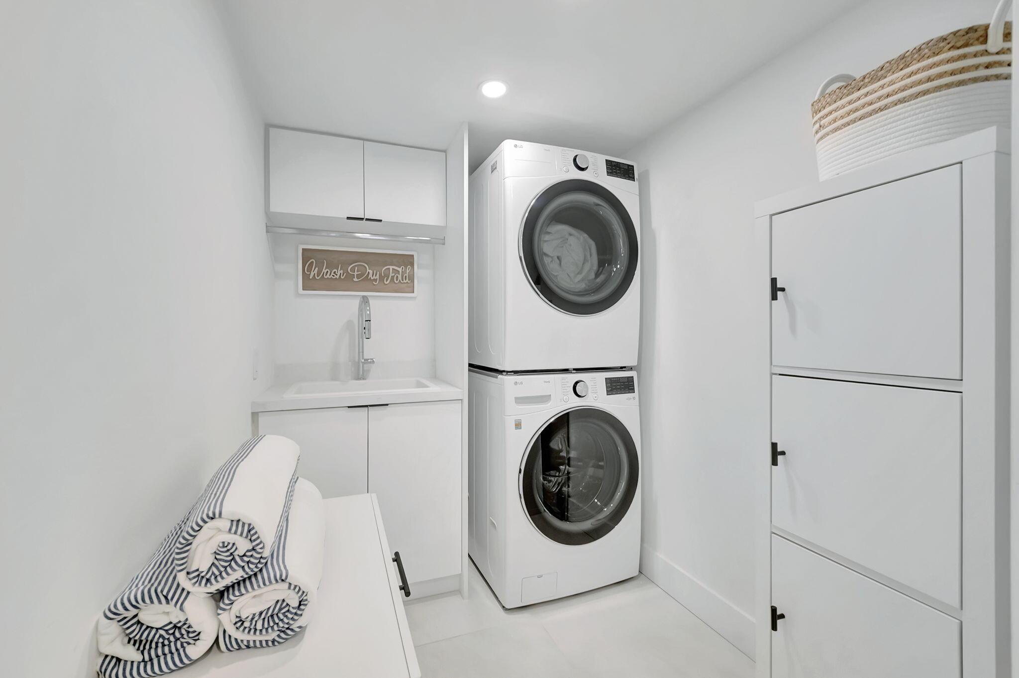 LAVERS DELRAY RACQUET CLU - Residential Lease