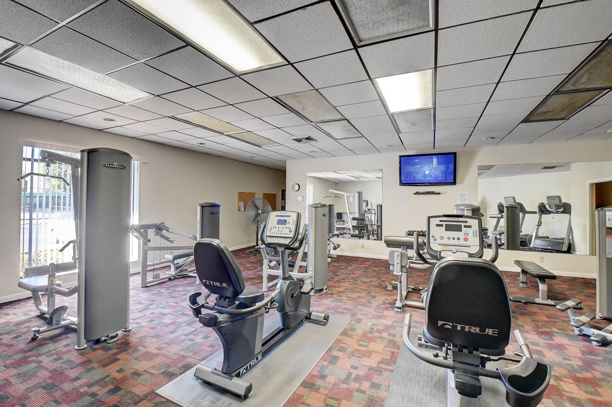 LAVERS DELRAY RACQUET CLU - Residential Lease