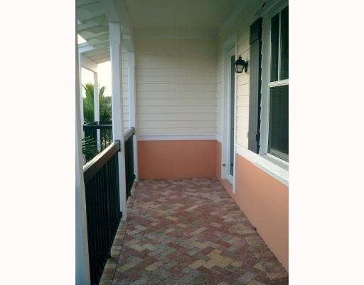 BOTANICA - Residential Lease