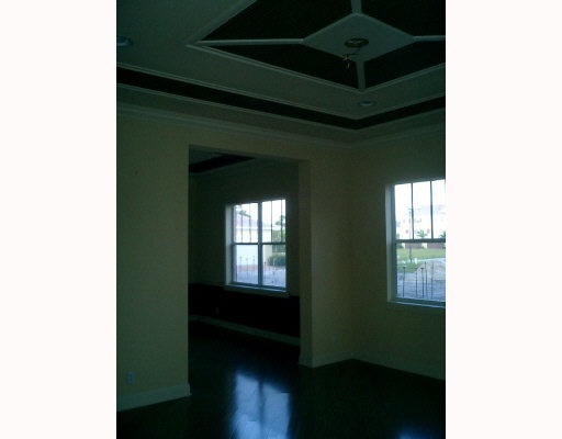 BOTANICA - Residential Lease