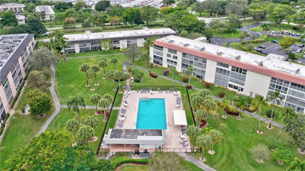 WYNMOOR VILLAGE - Residential