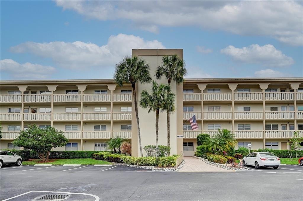 WYNMOOR VILLAGE - Residential