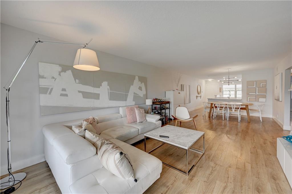 WYNMOOR VILLAGE - Residential