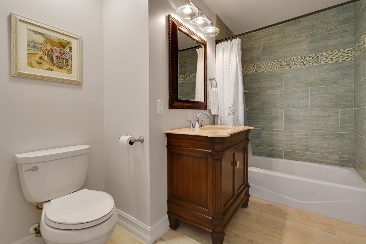 NORTH HOBE SOUND SHORES - Residential