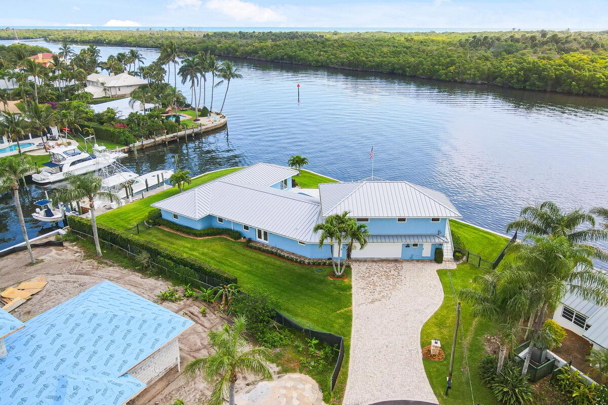 NORTH HOBE SOUND SHORES - Residential
