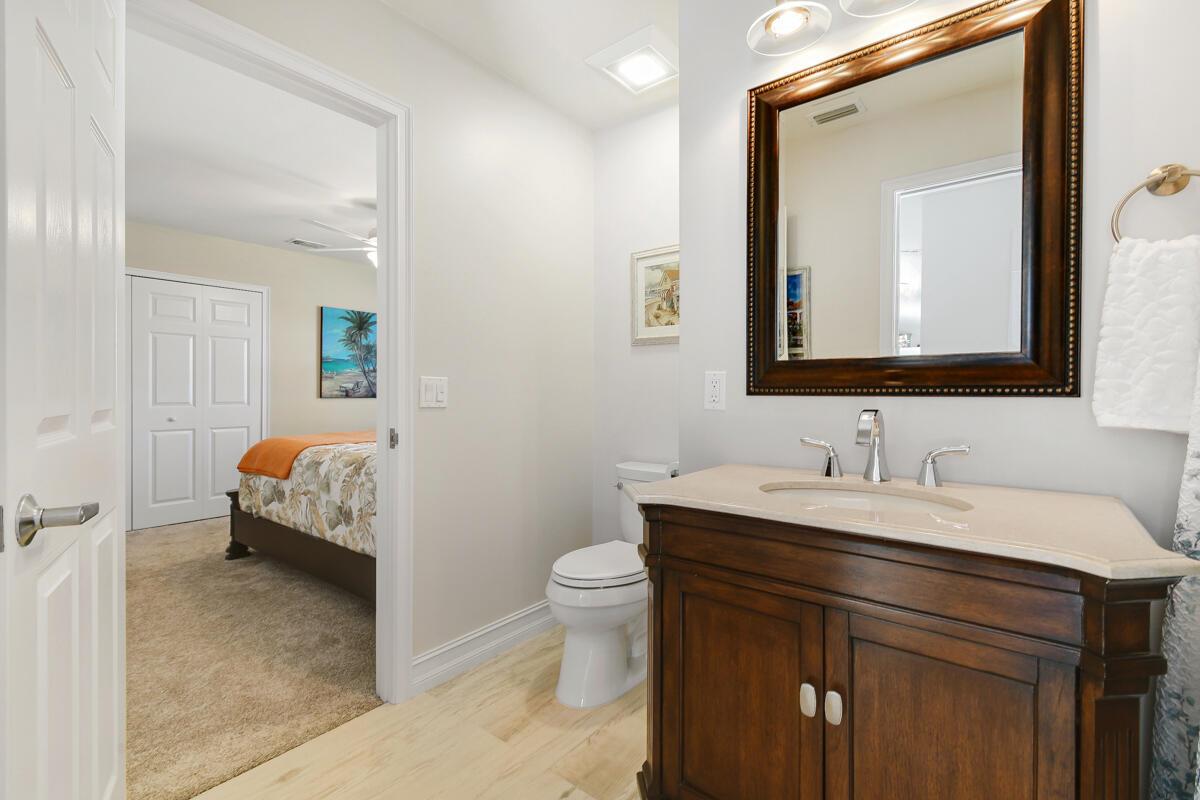 NORTH HOBE SOUND SHORES - Residential