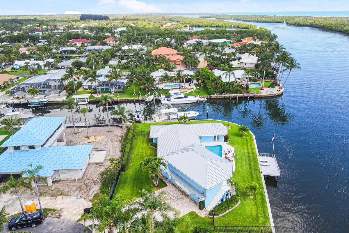 NORTH HOBE SOUND SHORES - Residential