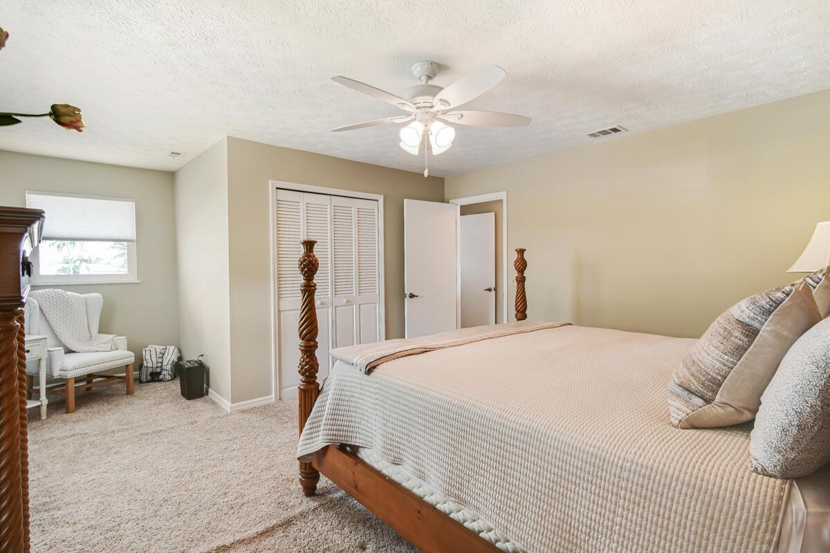 NORTH HOBE SOUND SHORES - Residential