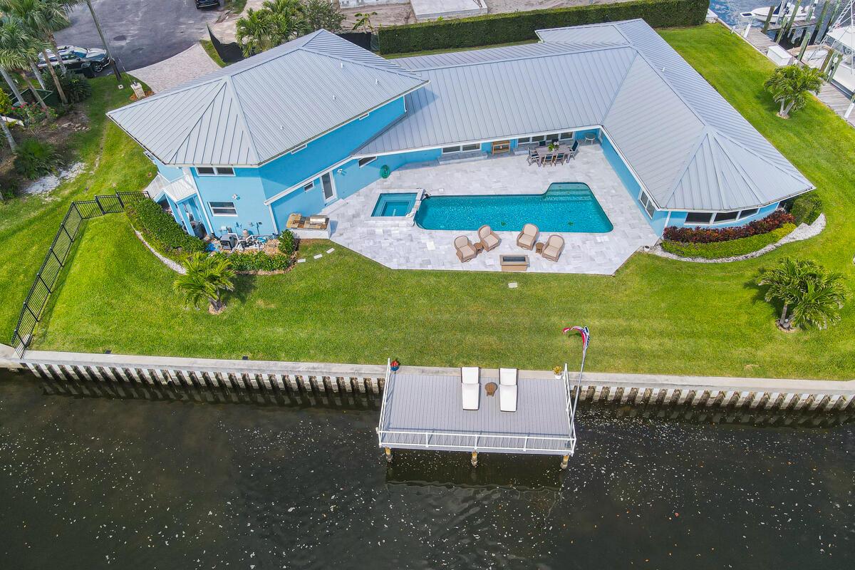NORTH HOBE SOUND SHORES - Residential