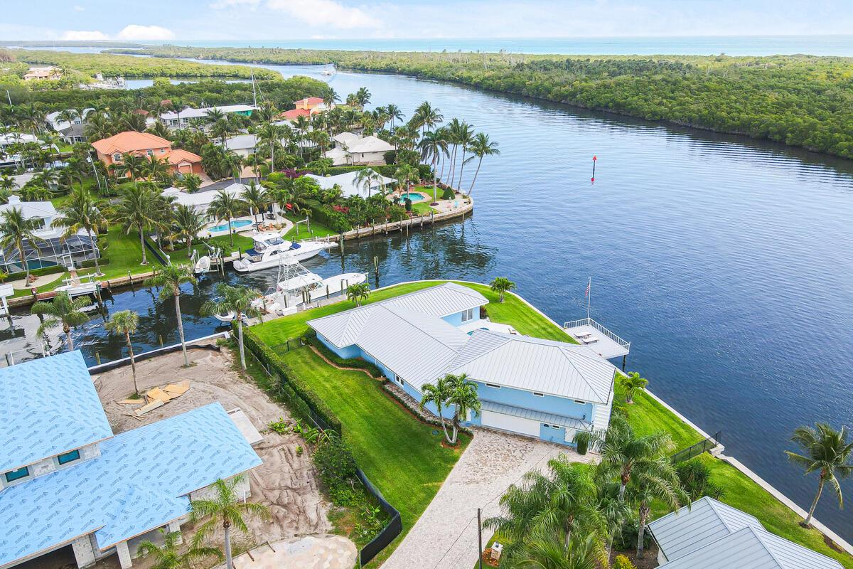 NORTH HOBE SOUND SHORES - Residential