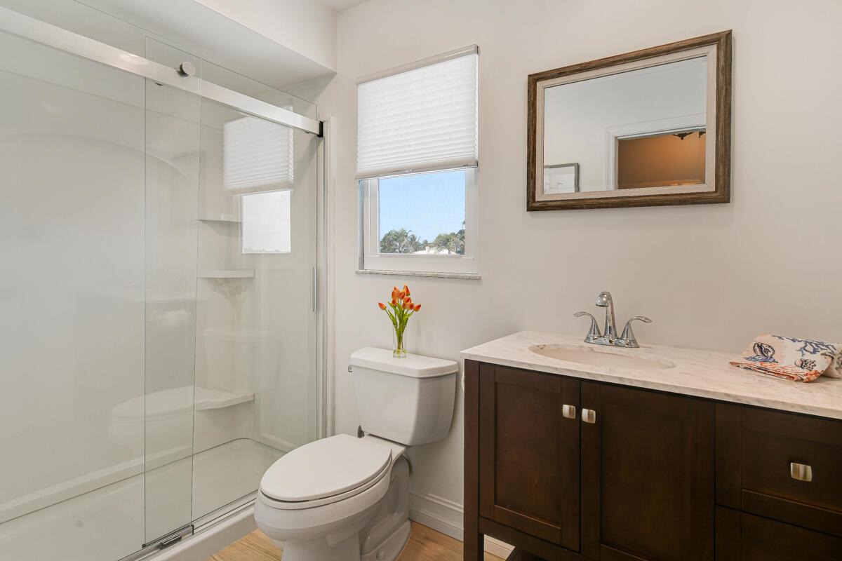 NORTH HOBE SOUND SHORES - Residential