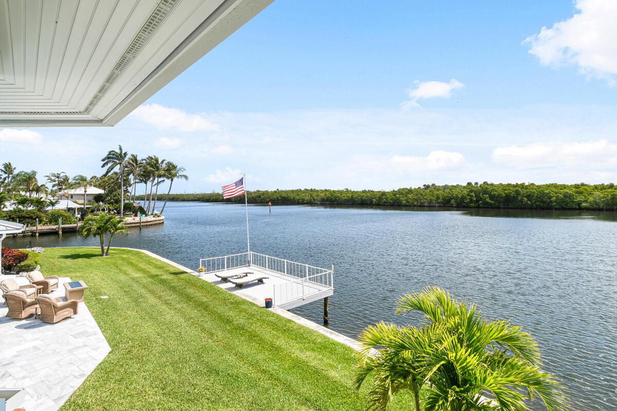 NORTH HOBE SOUND SHORES - Residential
