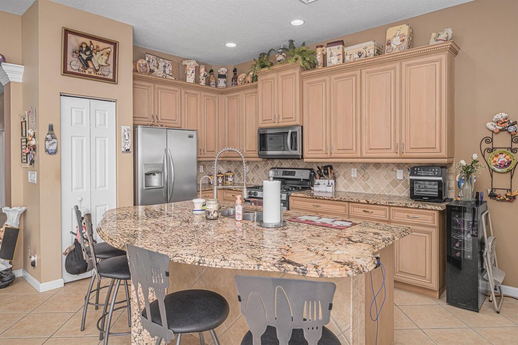 Photo of 345 NW Sunview Way, Port Saint Lucie, FL 34986 (MLS # R10949924)