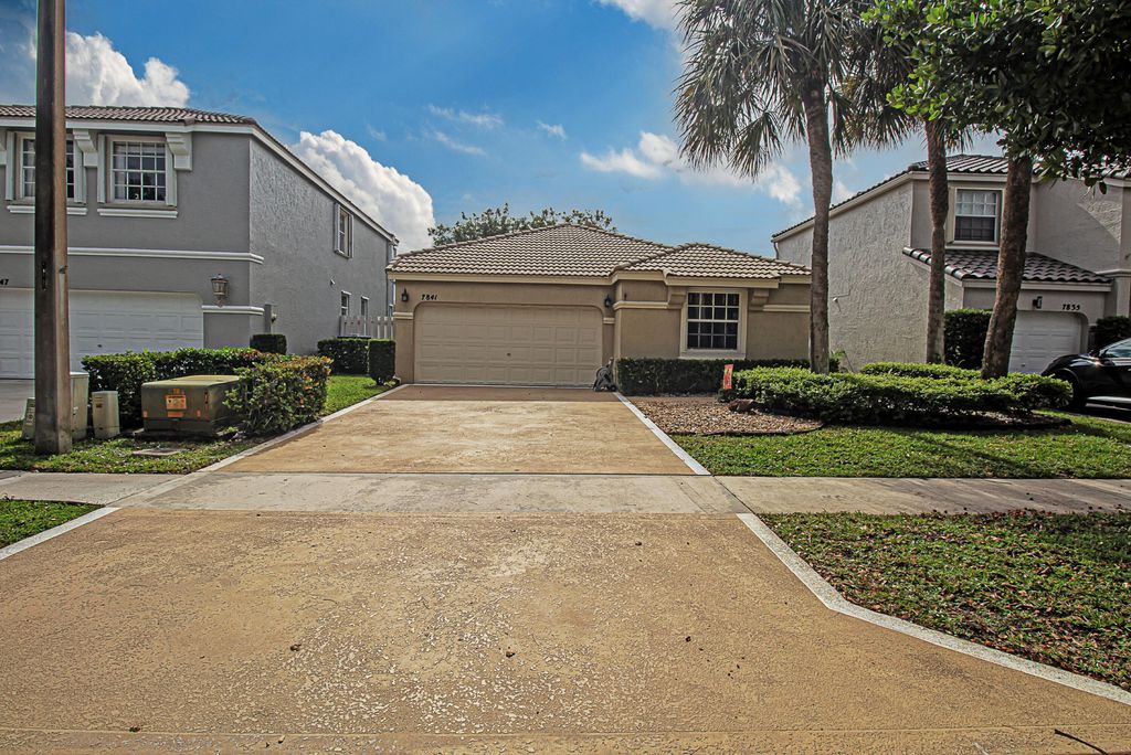 Photo of 7841 Rockport Circle, Lake Worth, FL 33467 (MLS # R11061036)