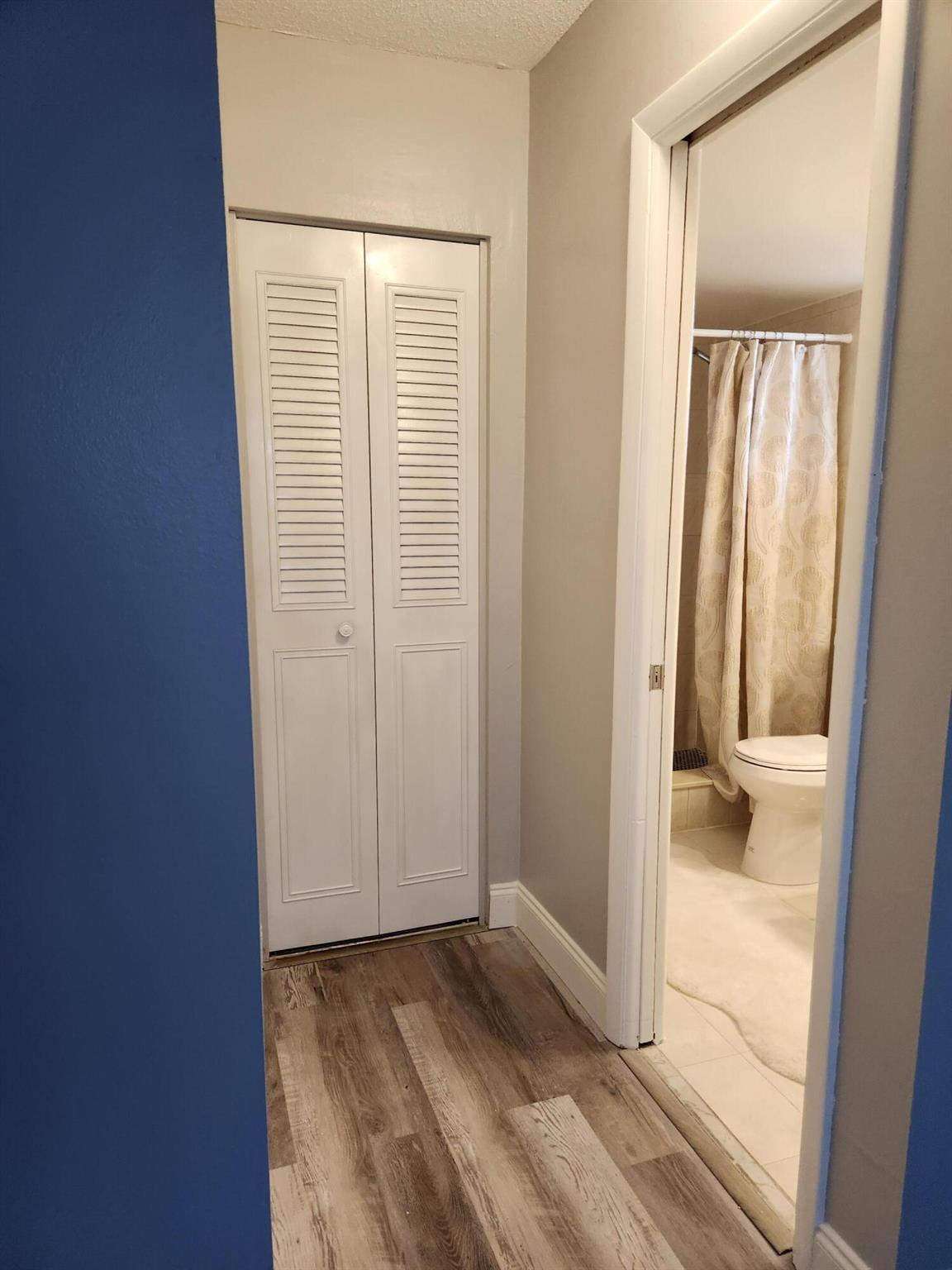 Lake Clarke Gardens Condo - Residential