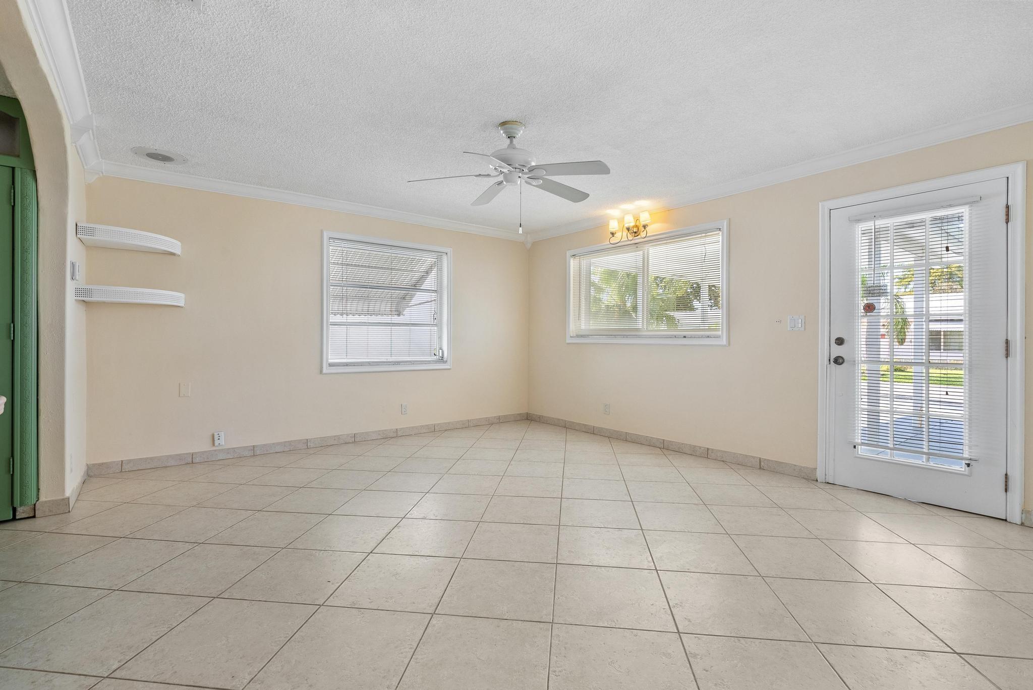 240 NW 24TH CT