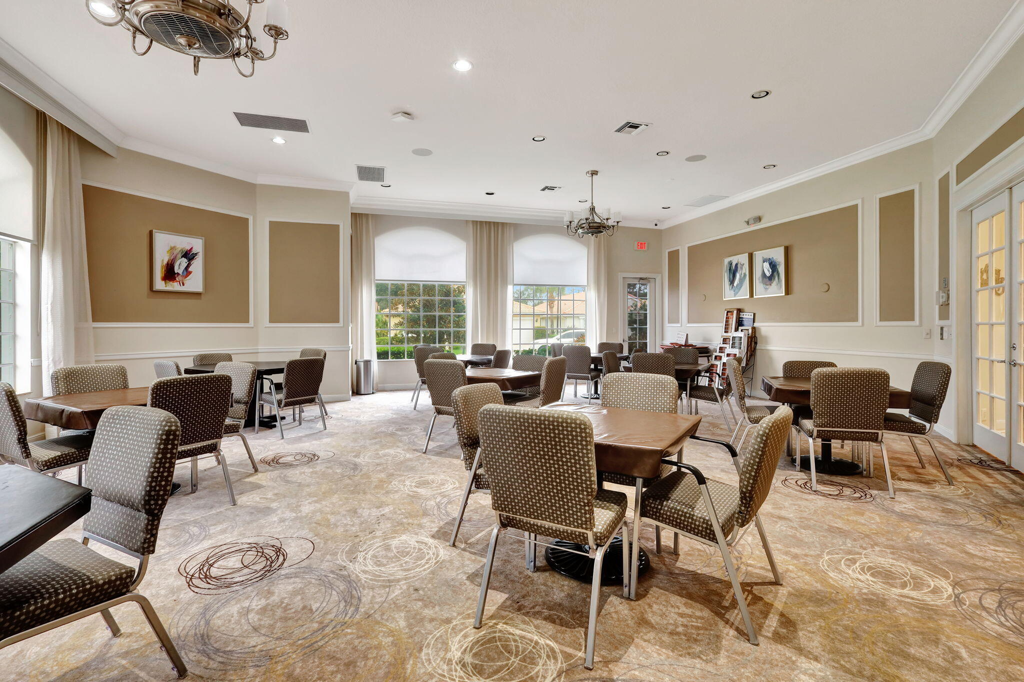 PIPERS GLEN PODS F AND H - Residential