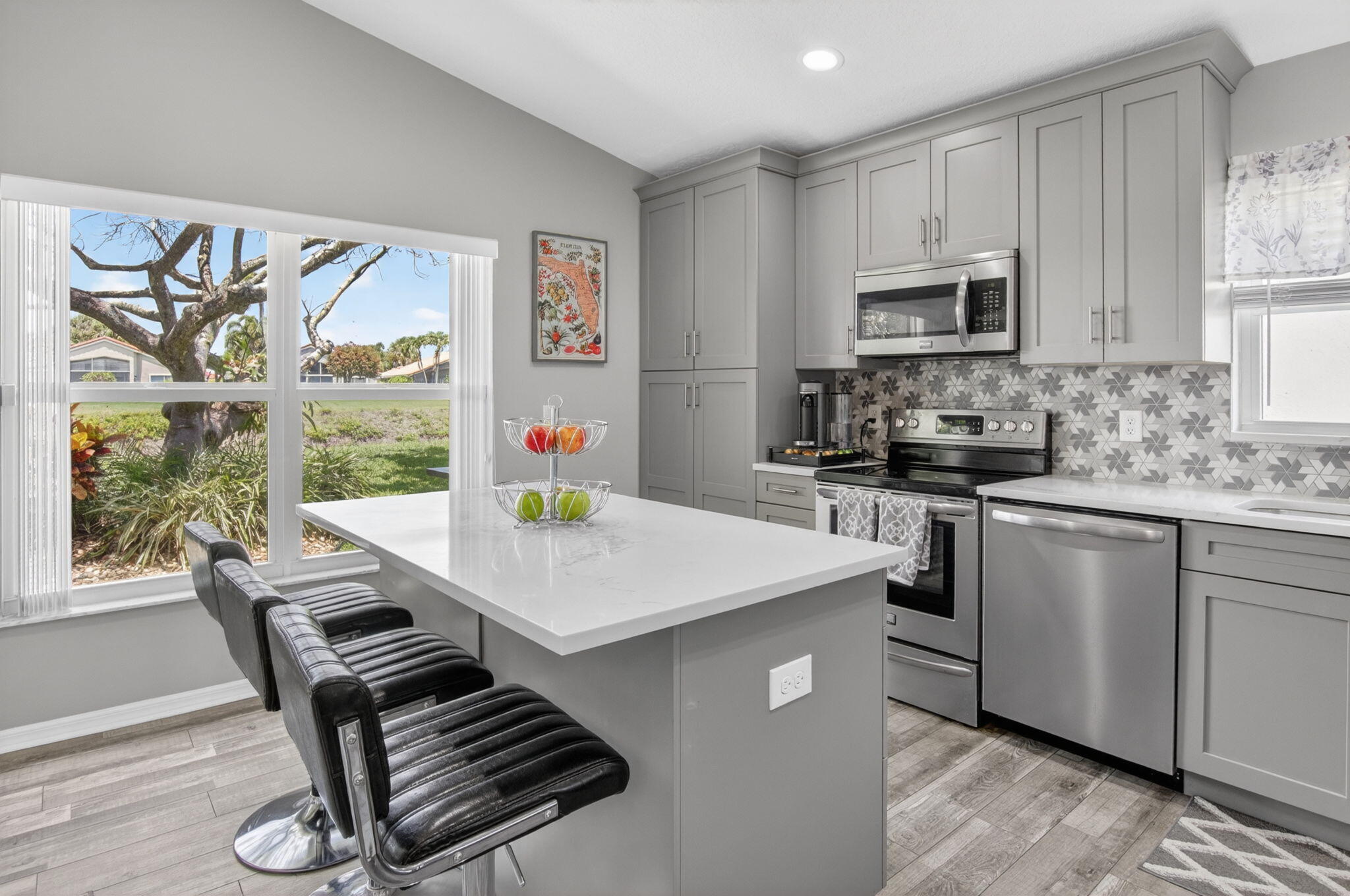 PIPERS GLEN PODS F AND H - Residential