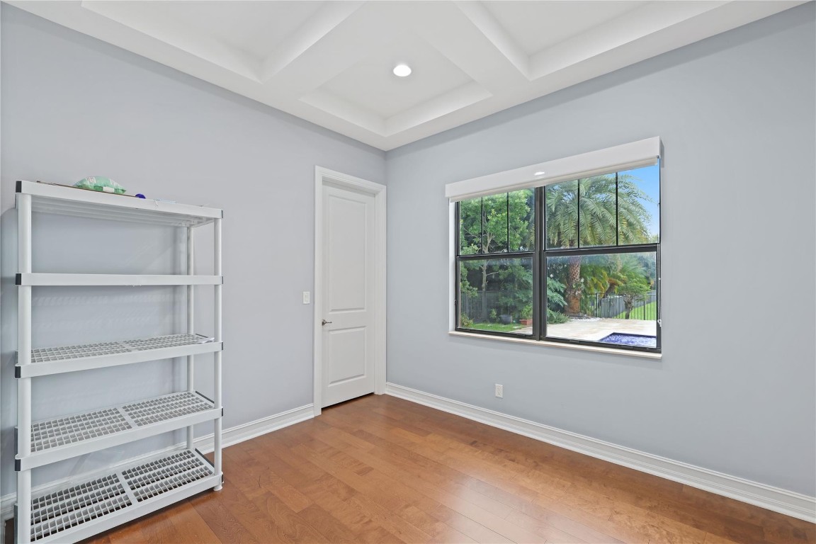 Bruschi Prop 180-105 B - Residential