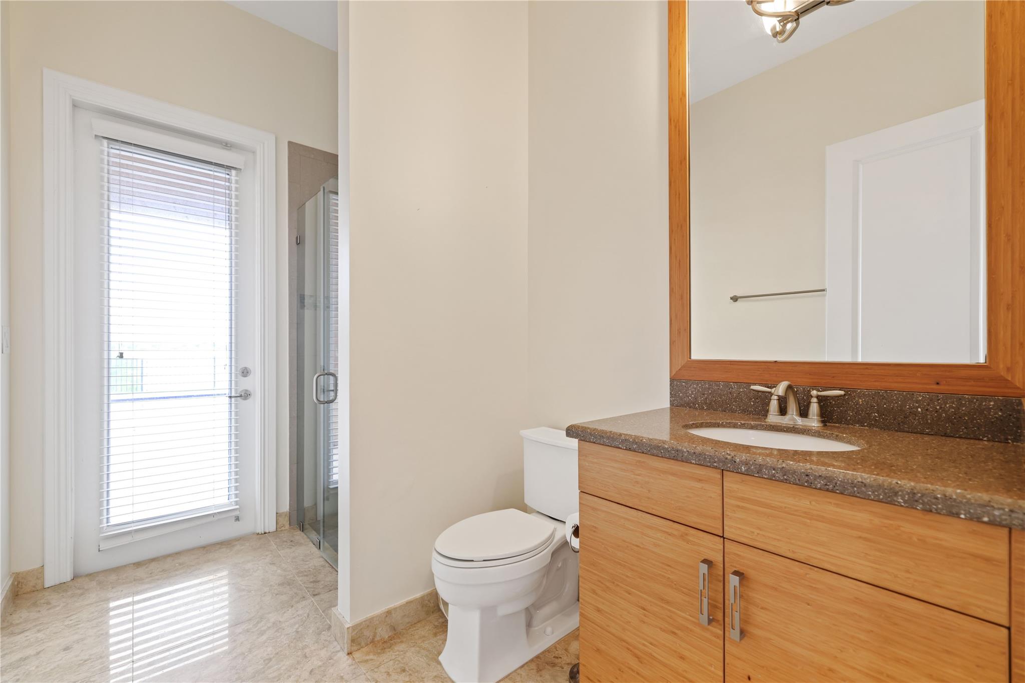 Bruschi Prop 180-105 B - Residential