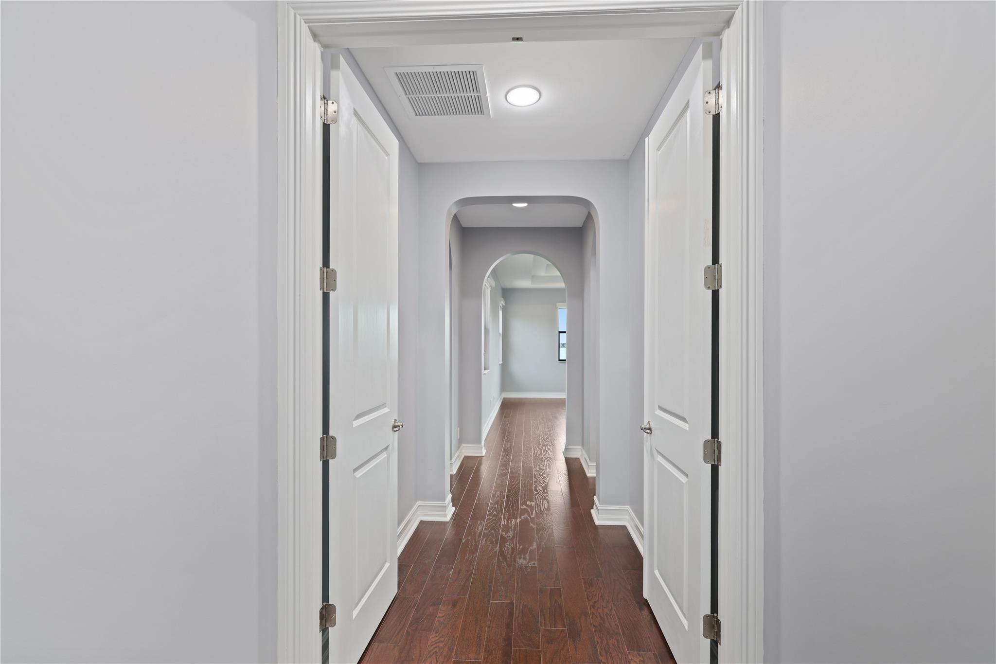 Bruschi Prop 180-105 B - Residential