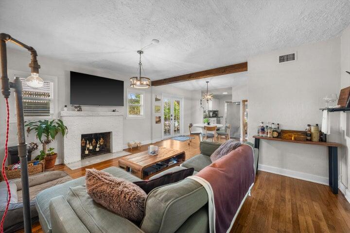 FOREST RIDGE PARK - Residential Income