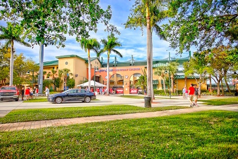 Tiny photo for 3846 Greenway Drive, Jupiter, FL 33458 (MLS # B26090485)