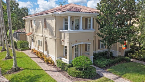 Tiny photo for 3846 Greenway Drive, Jupiter, FL 33458 (MLS # B26090485)