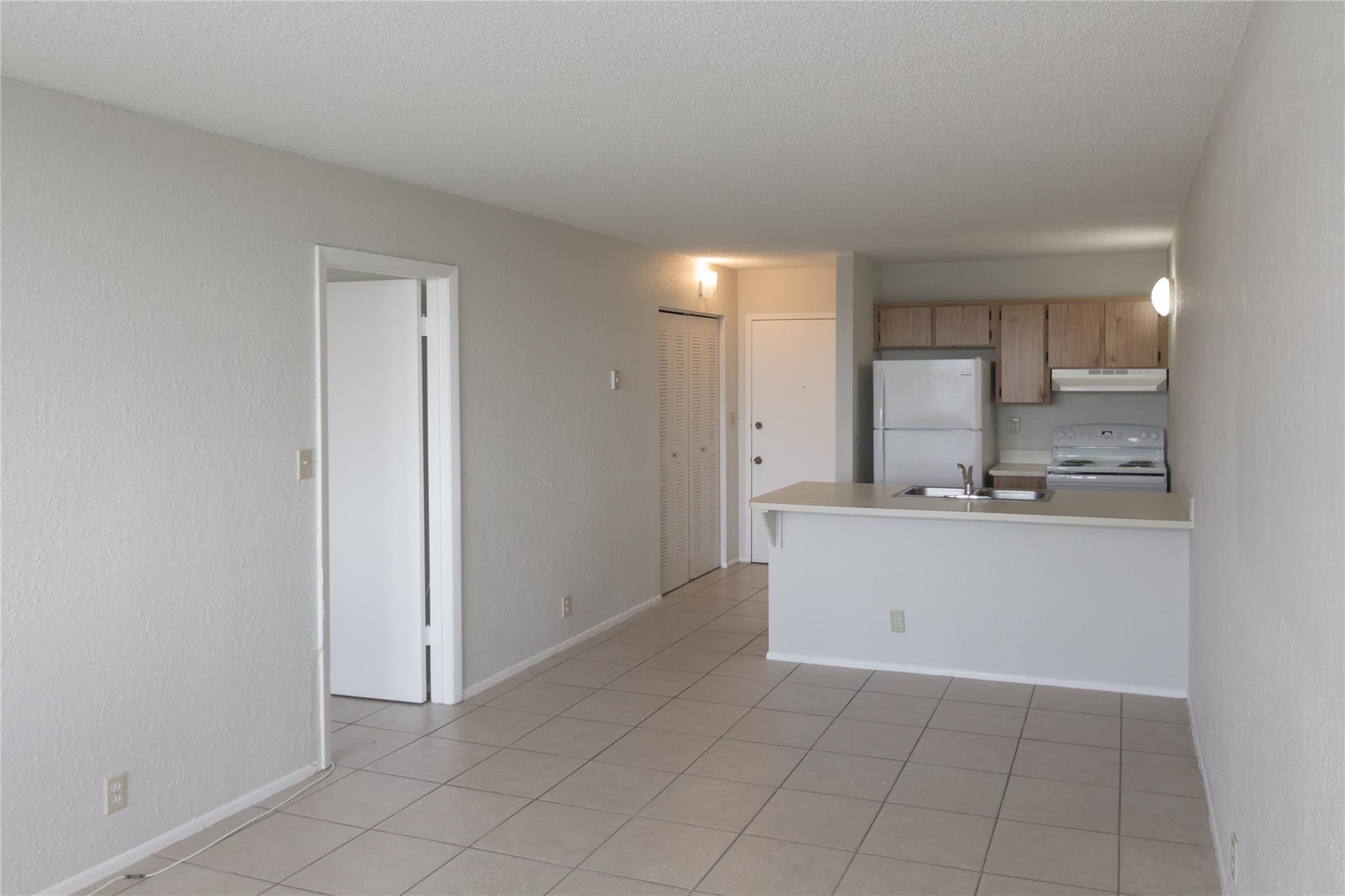 Coral Spgs Tower Club II - Residential Lease