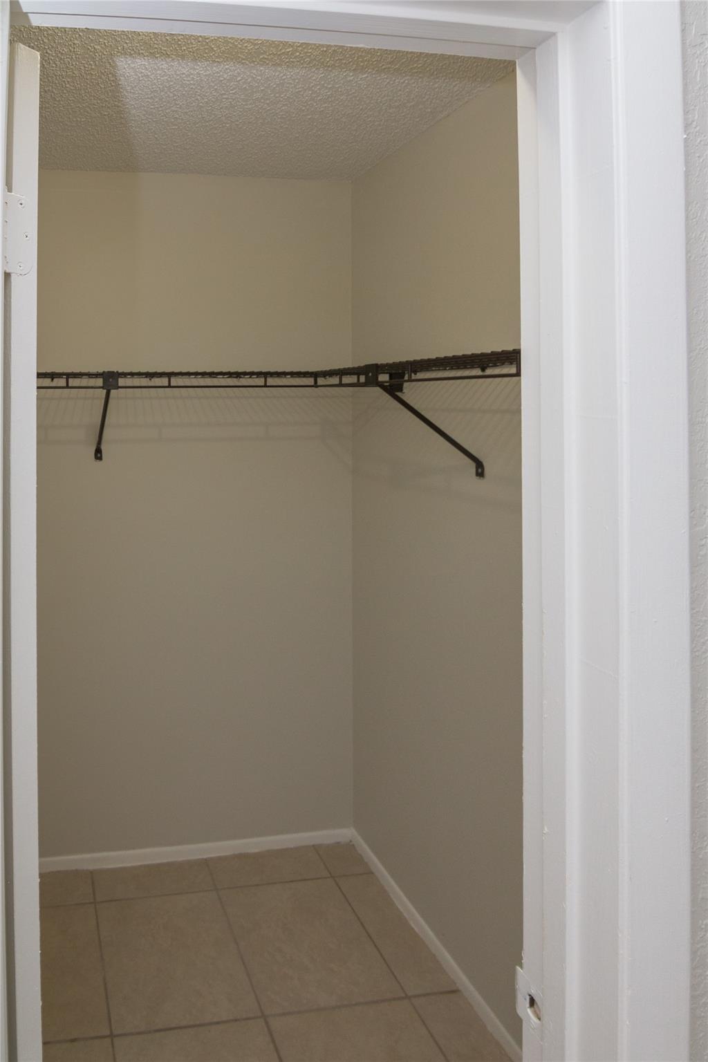 Coral Spgs Tower Club II - Residential Lease