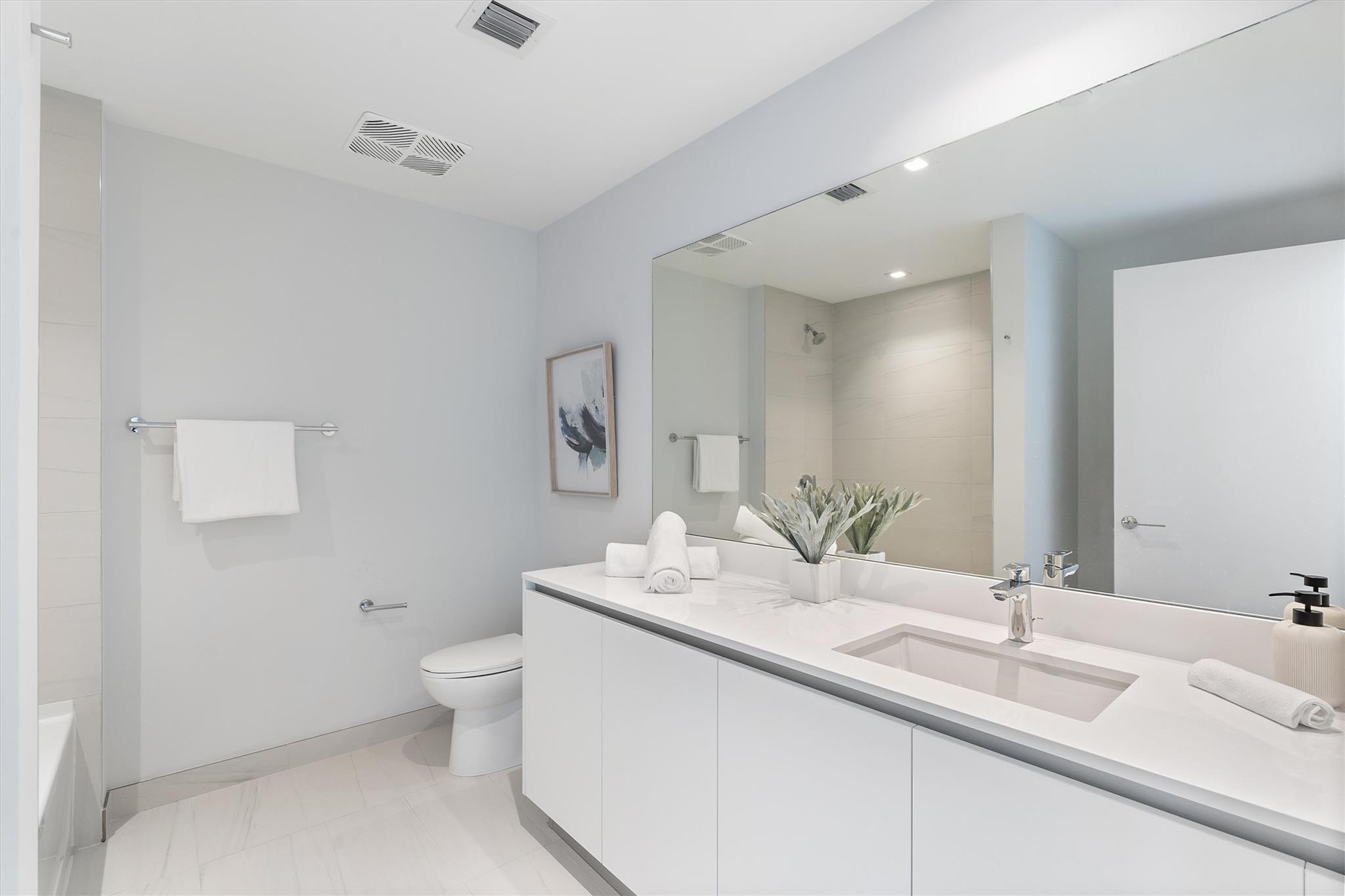 SOLEMAR Beachfront condo - Residential