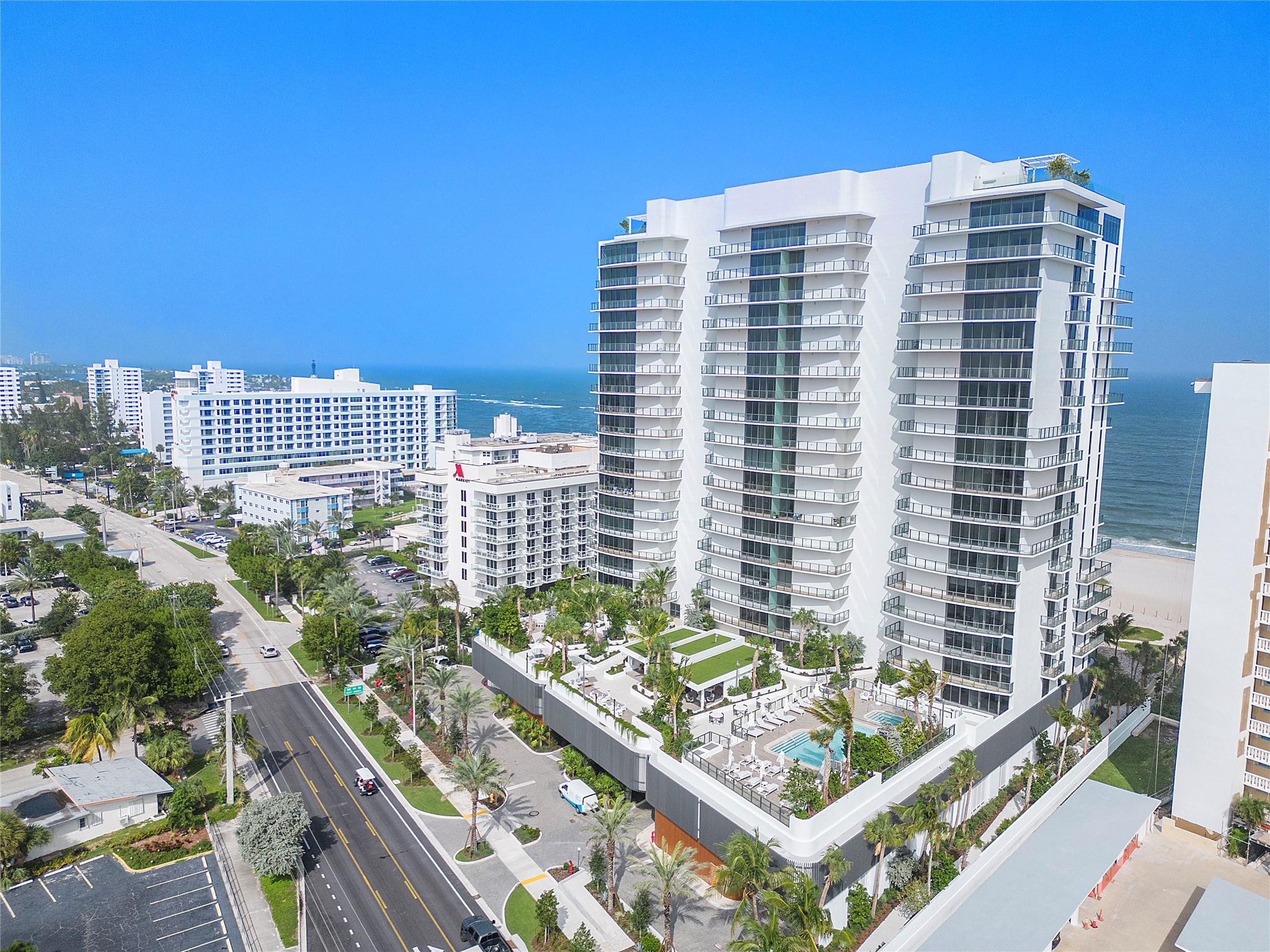 SOLEMAR Beachfront condo - Residential