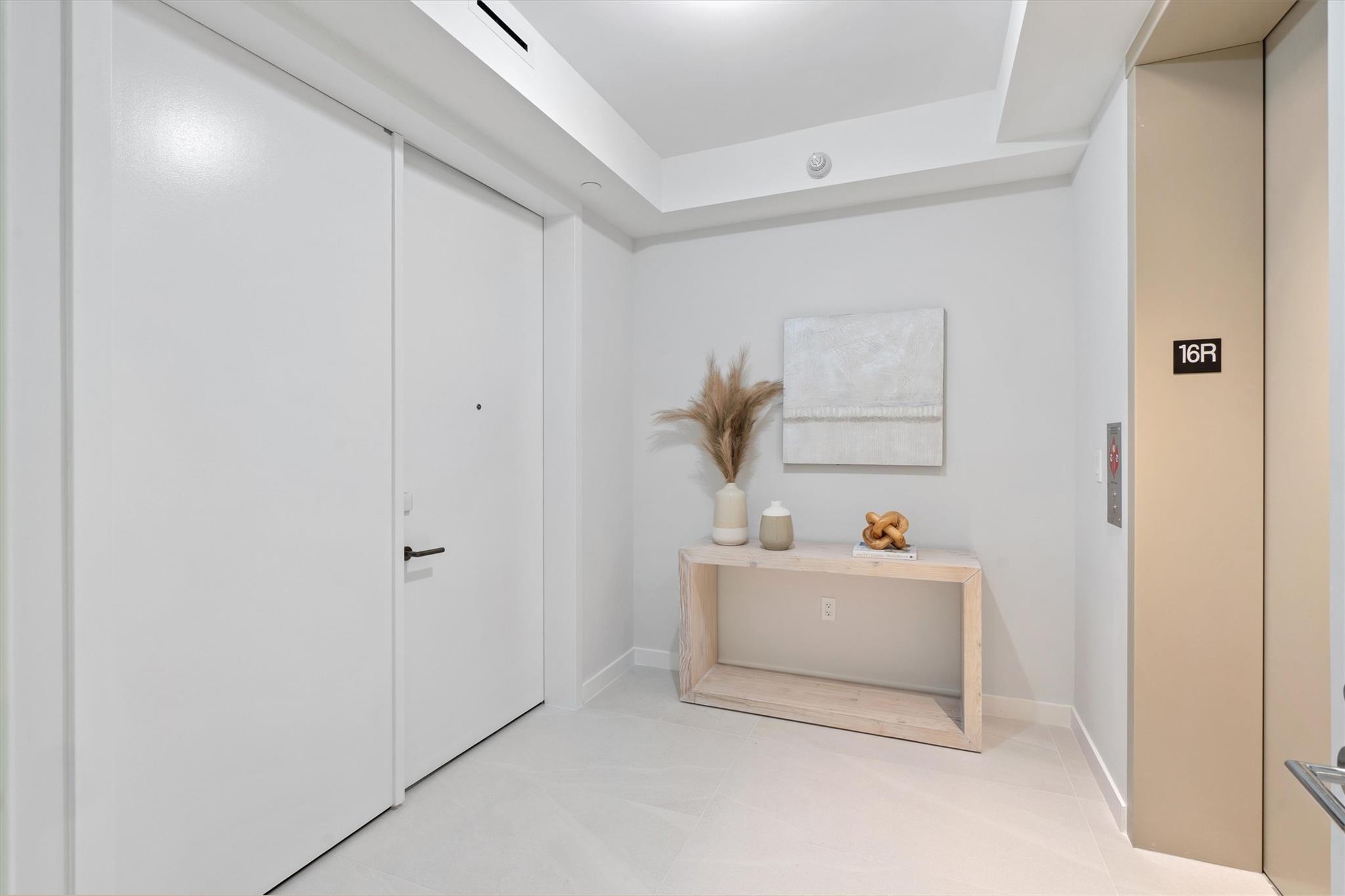 SOLEMAR Beachfront condo - Residential