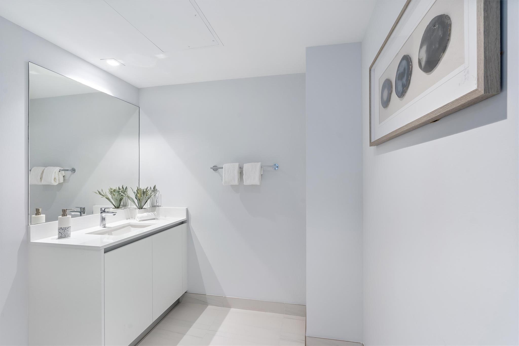 SOLEMAR Beachfront condo - Residential