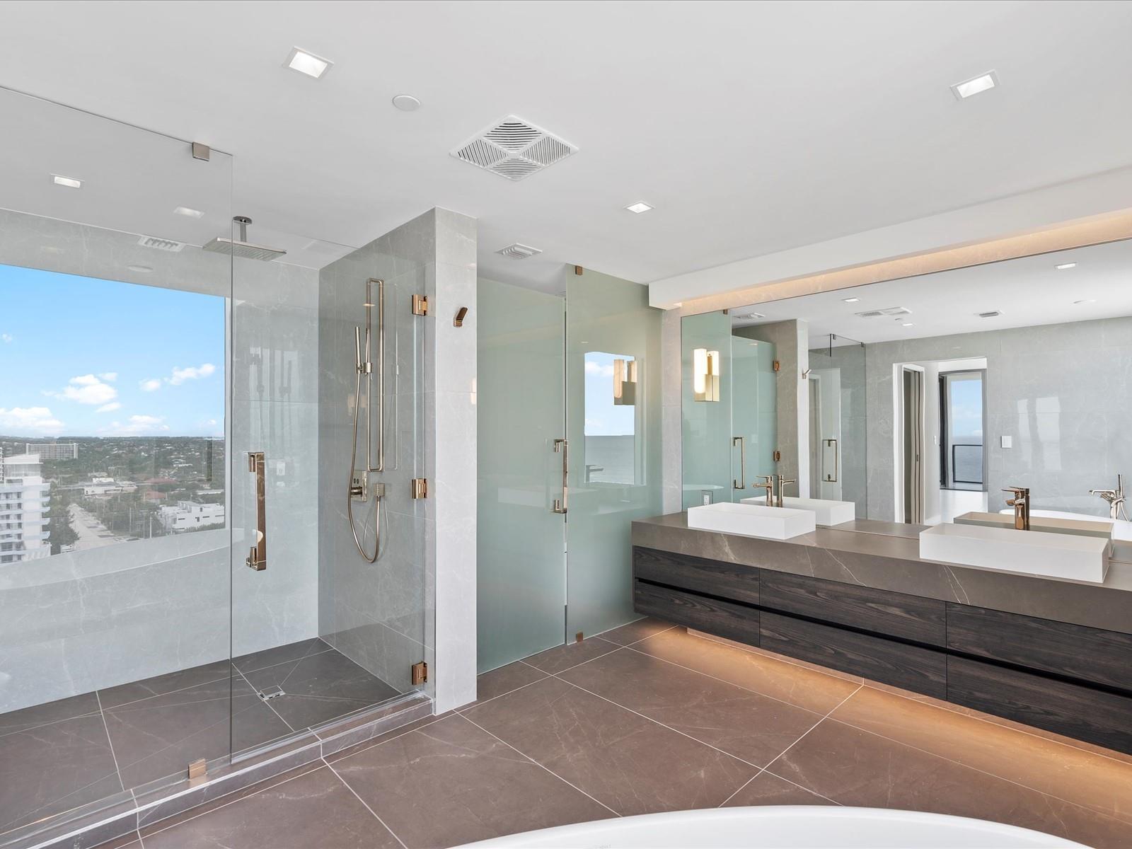 SOLEMAR Beachfront condo - Residential