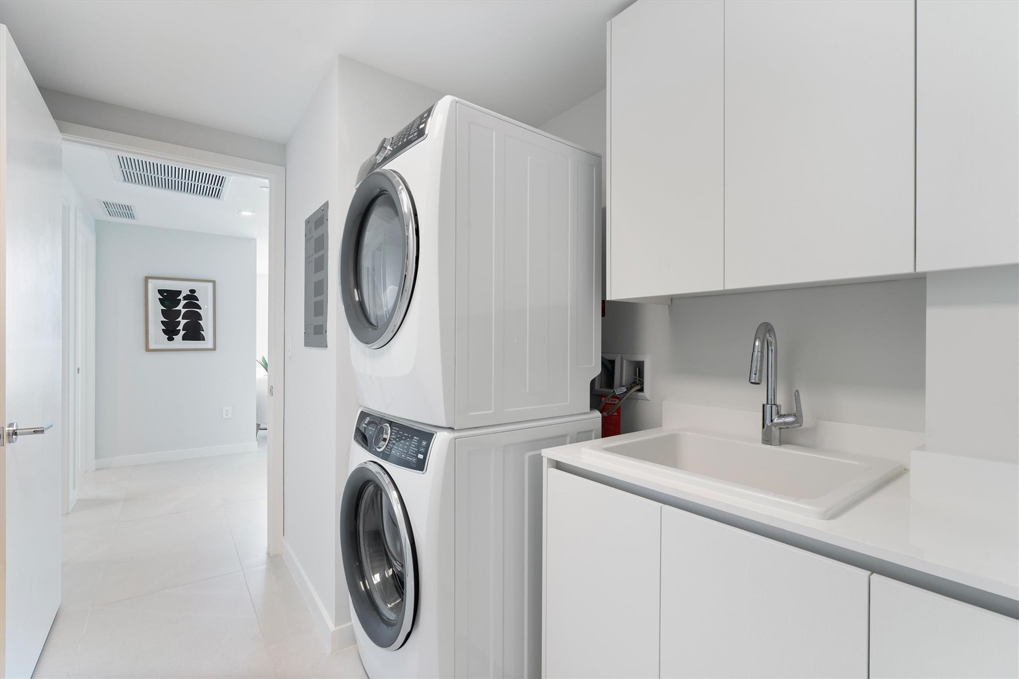 SOLEMAR Beachfront condo - Residential