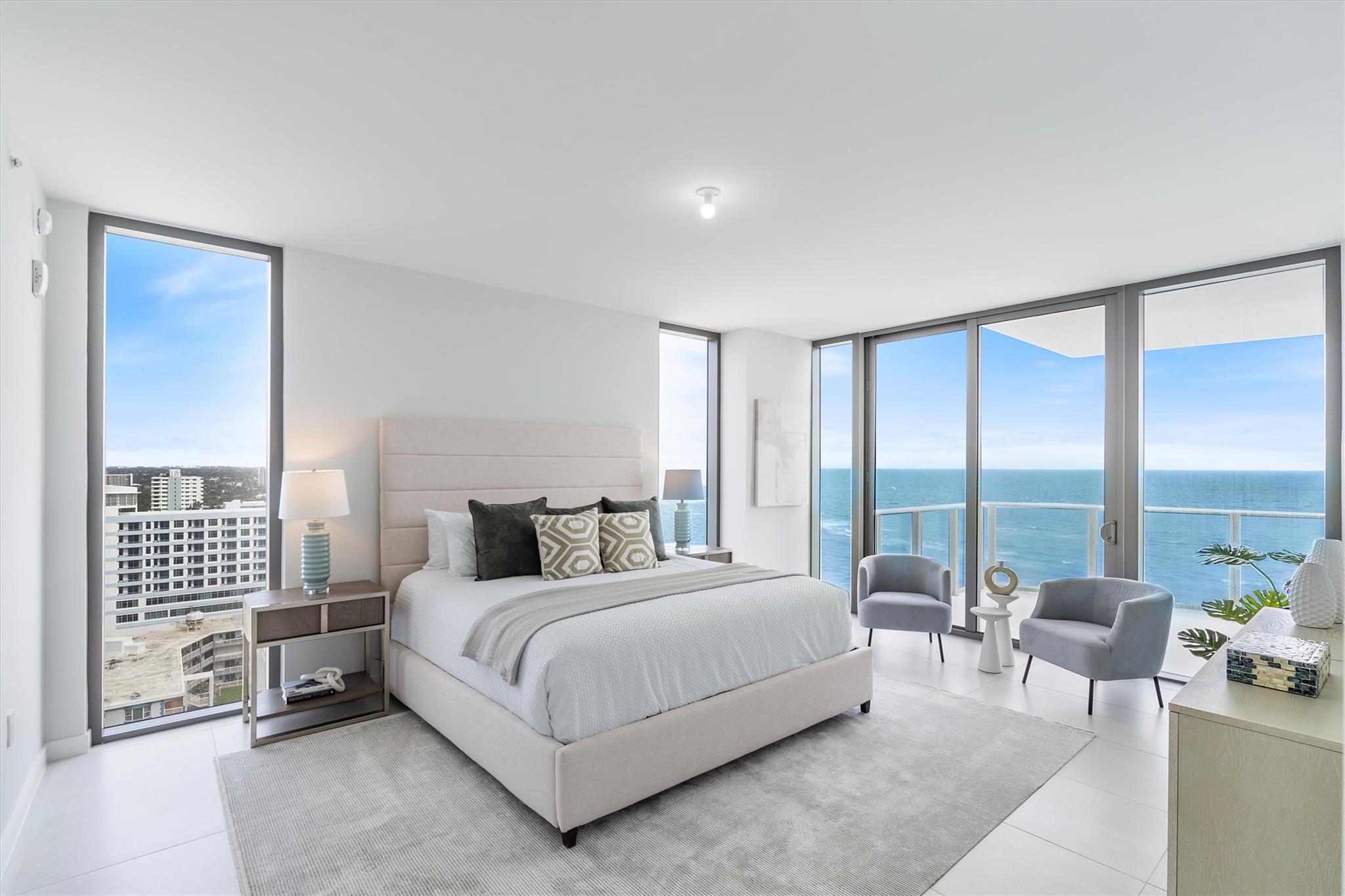 SOLEMAR Beachfront condo - Residential