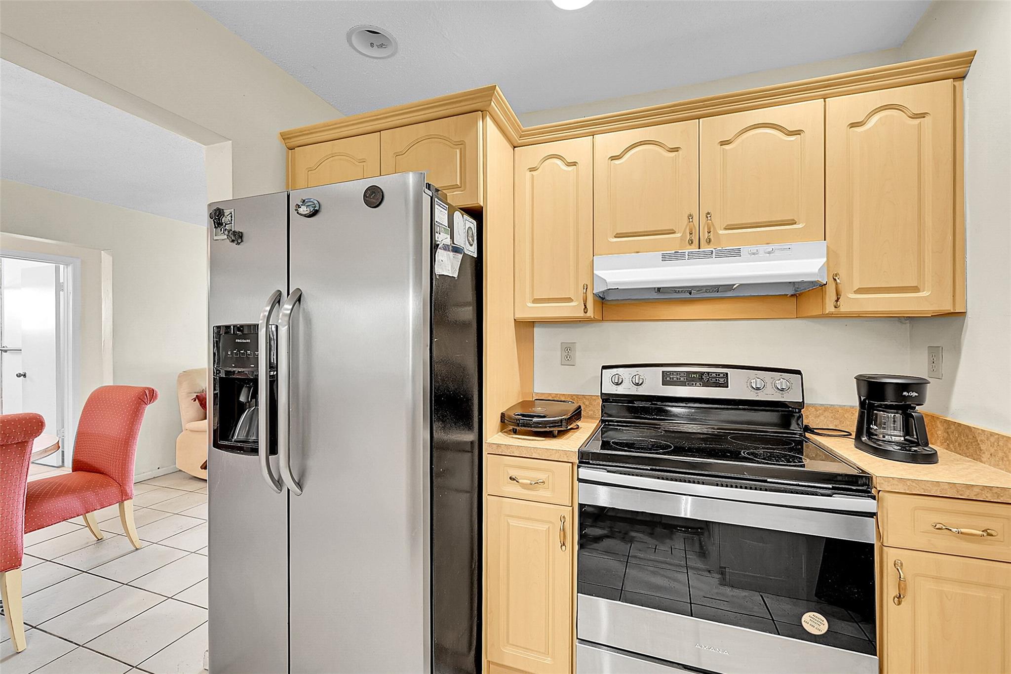 8309 NW 59th St