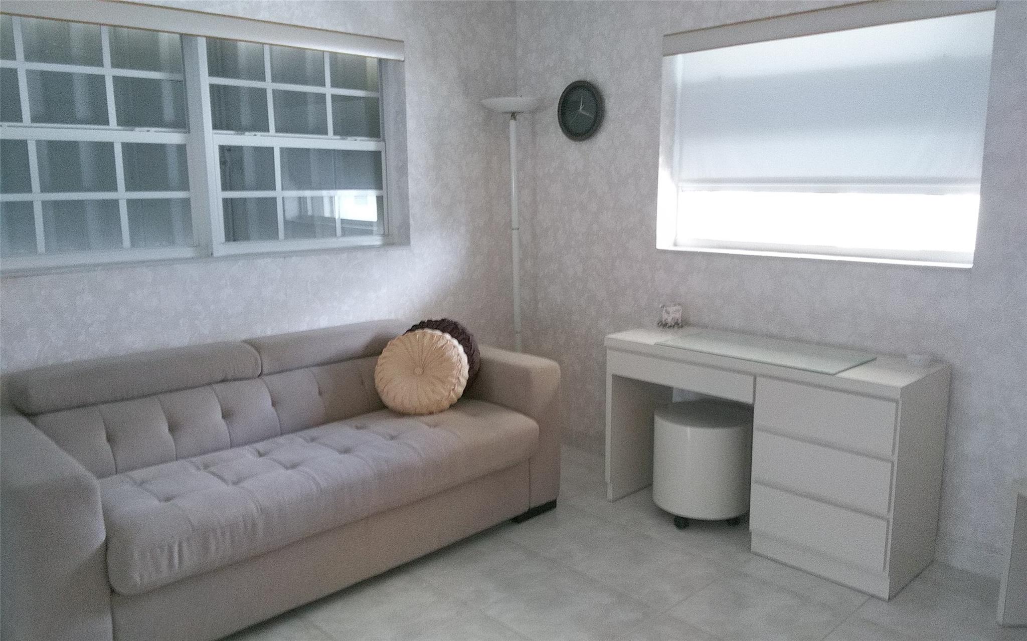Isle Of Paradise Co-Op C - Residential Lease