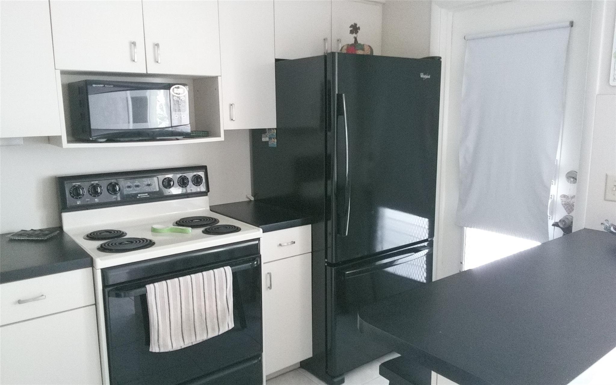 Isle Of Paradise Co-Op C - Residential Lease