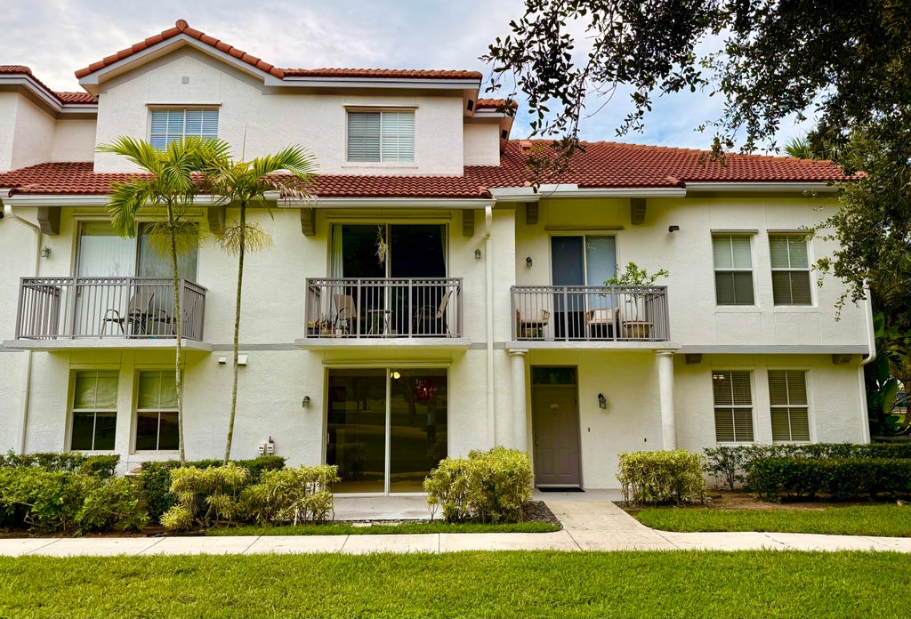 Photo of 2038 Alta Meadows Lane #1512, Delray Beach, FL 33444 (MLS # R11123848)