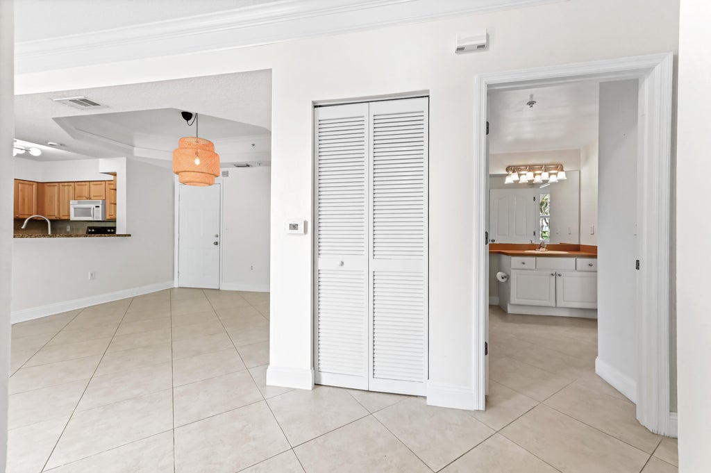 Photo of 2038 Alta Meadows Lane #1512, Delray Beach, FL 33444 (MLS # R11123848)