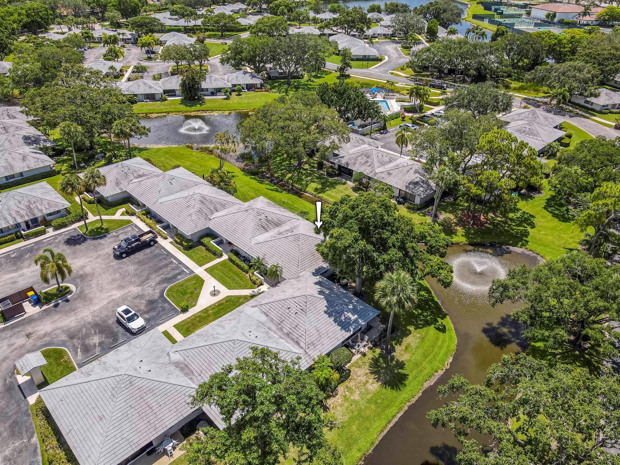 713 Club Drive