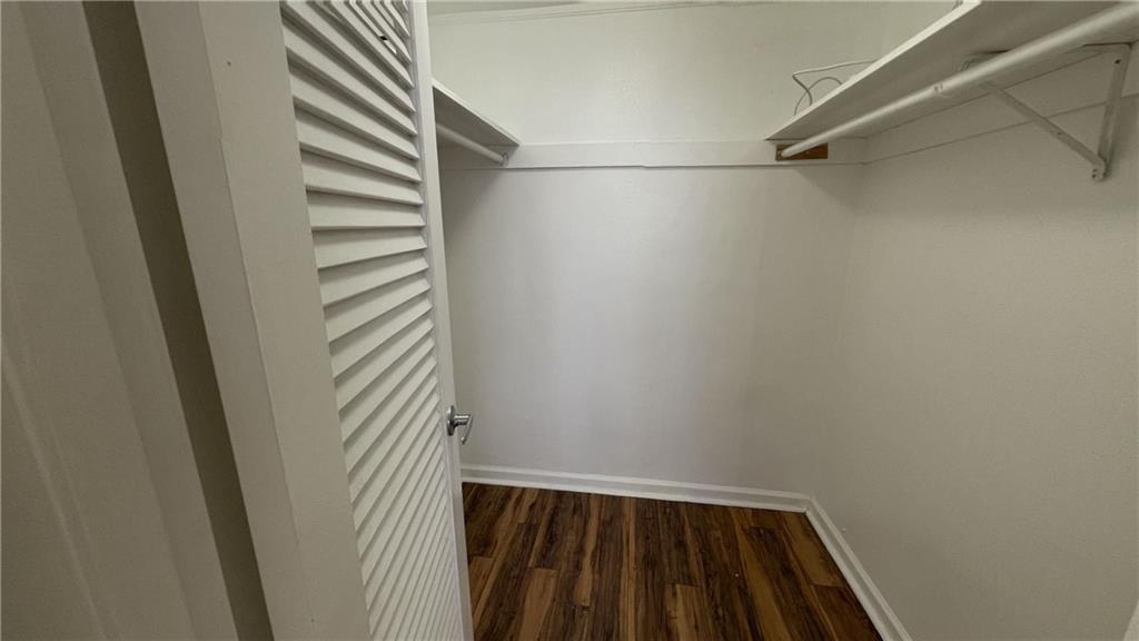 Residences On Hollywood B - Residential Lease