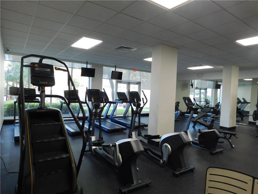 Residences On Hollywood B - Residential Lease